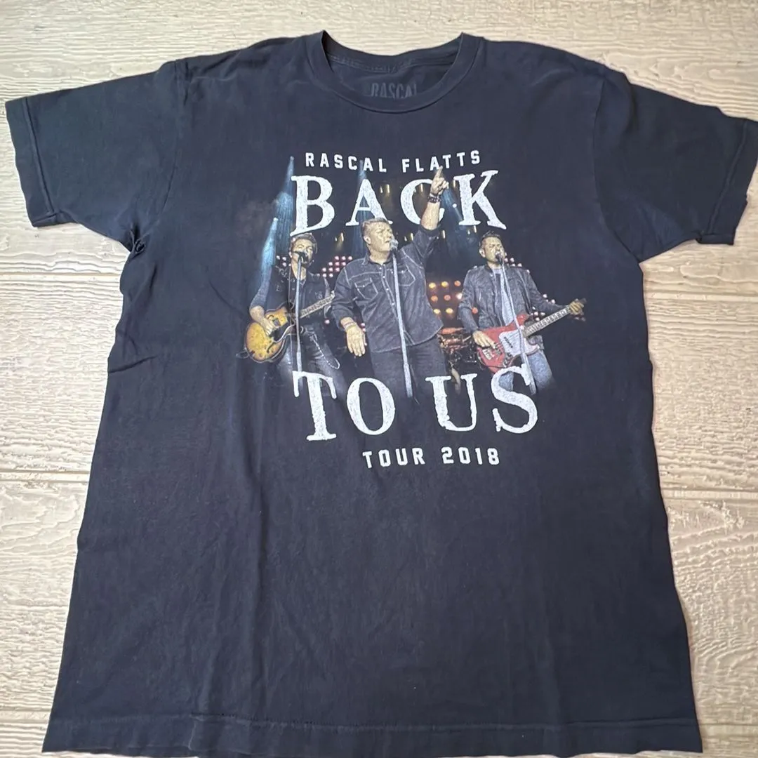 Product image for Vtg 2018 Rascal Flatta “Back To Us Tour”