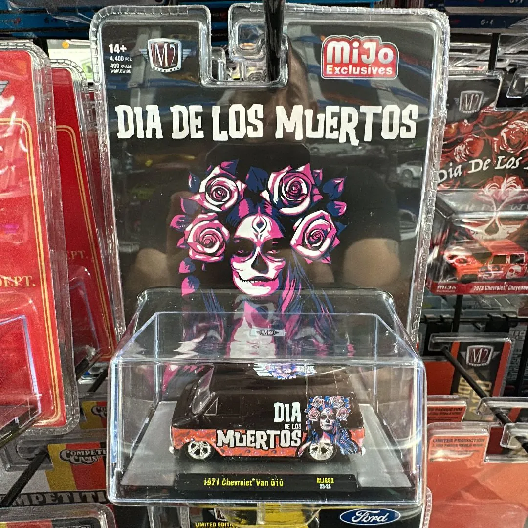 Product image for 1971 Chevrolet Van 610 Dia De Los Muertos M2 1/64