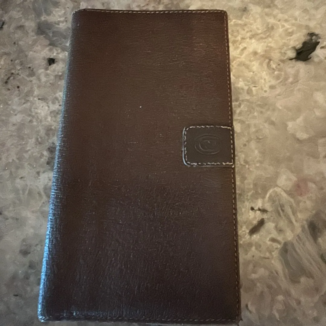 Product image for Gucci Brown Sleek Long Wallet