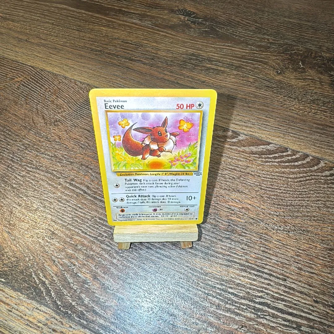 Product image for Pokemon Card Eevee 51/64 1st Edition Jungle Set WOTC Near Mint