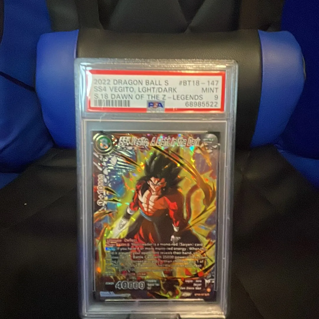 Product image for 2022 Dragon Ball Super Series 18 Dawn Of The Z-Legends Ss4 Vegito, Lght/Dark S.18 Dawn Of The Z-Lege