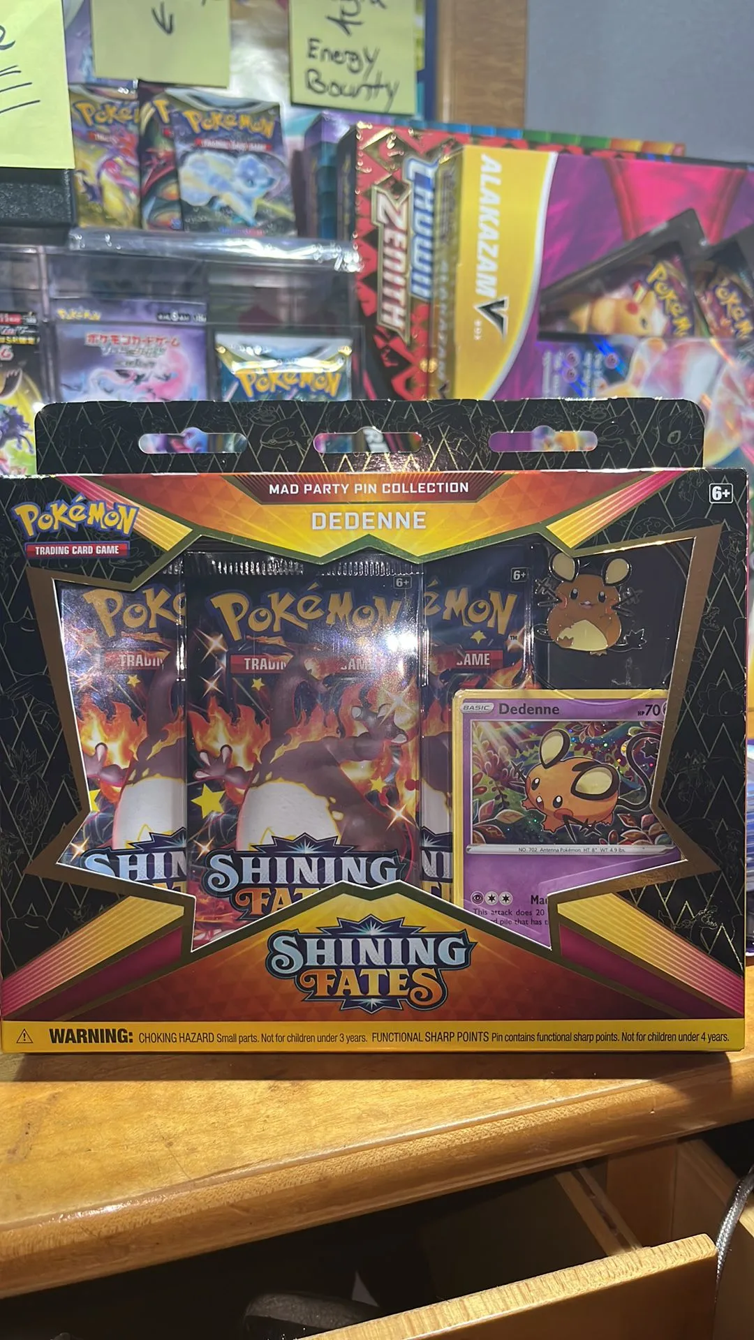 Product image for Shining Fates Box