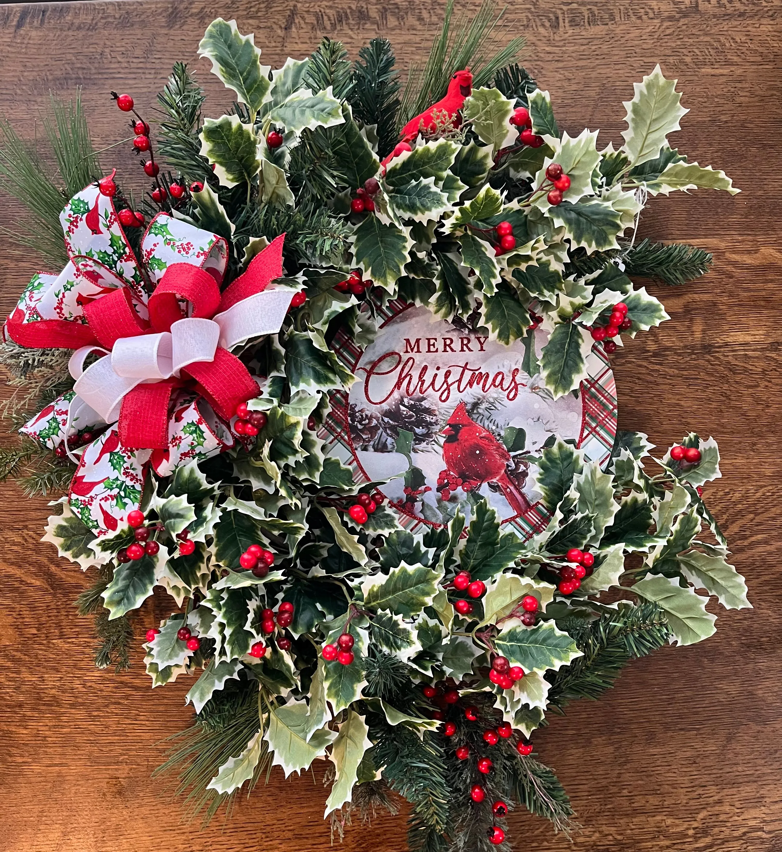 Product image for Cardinal Merry Christmas door wreath