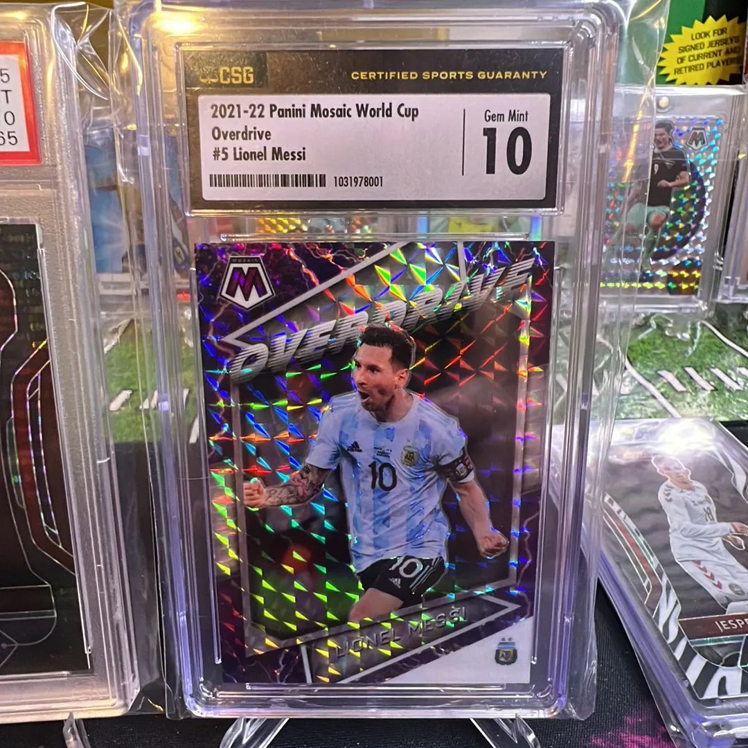 Product image for 2021-22 Panini Mosaic FIFA World Cup Overdrive Gem 💎 10 Pop 1