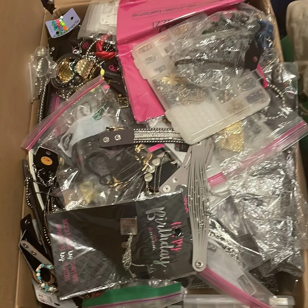 Product image for 325+ pc Paparazzi Jewelry Lot