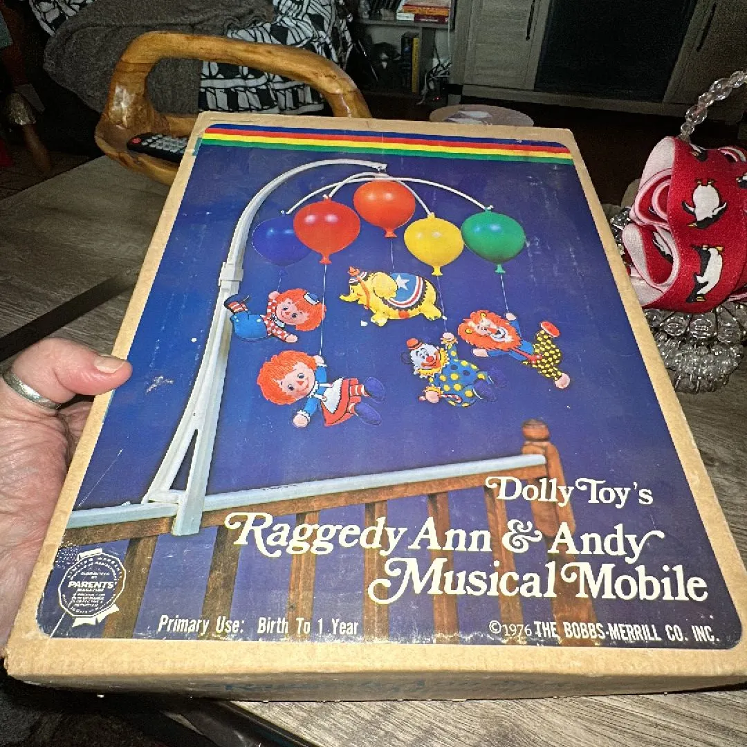 Product image for Vintage 1976 Raggedy Ann & Andy Baby Mobile New in Box
