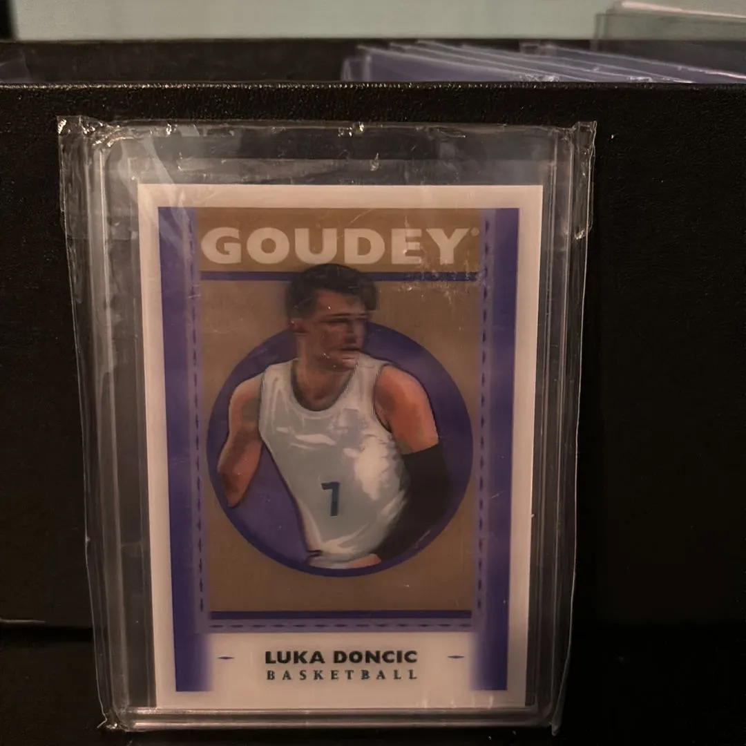 Product image for Luka Dončić, basketball card￼