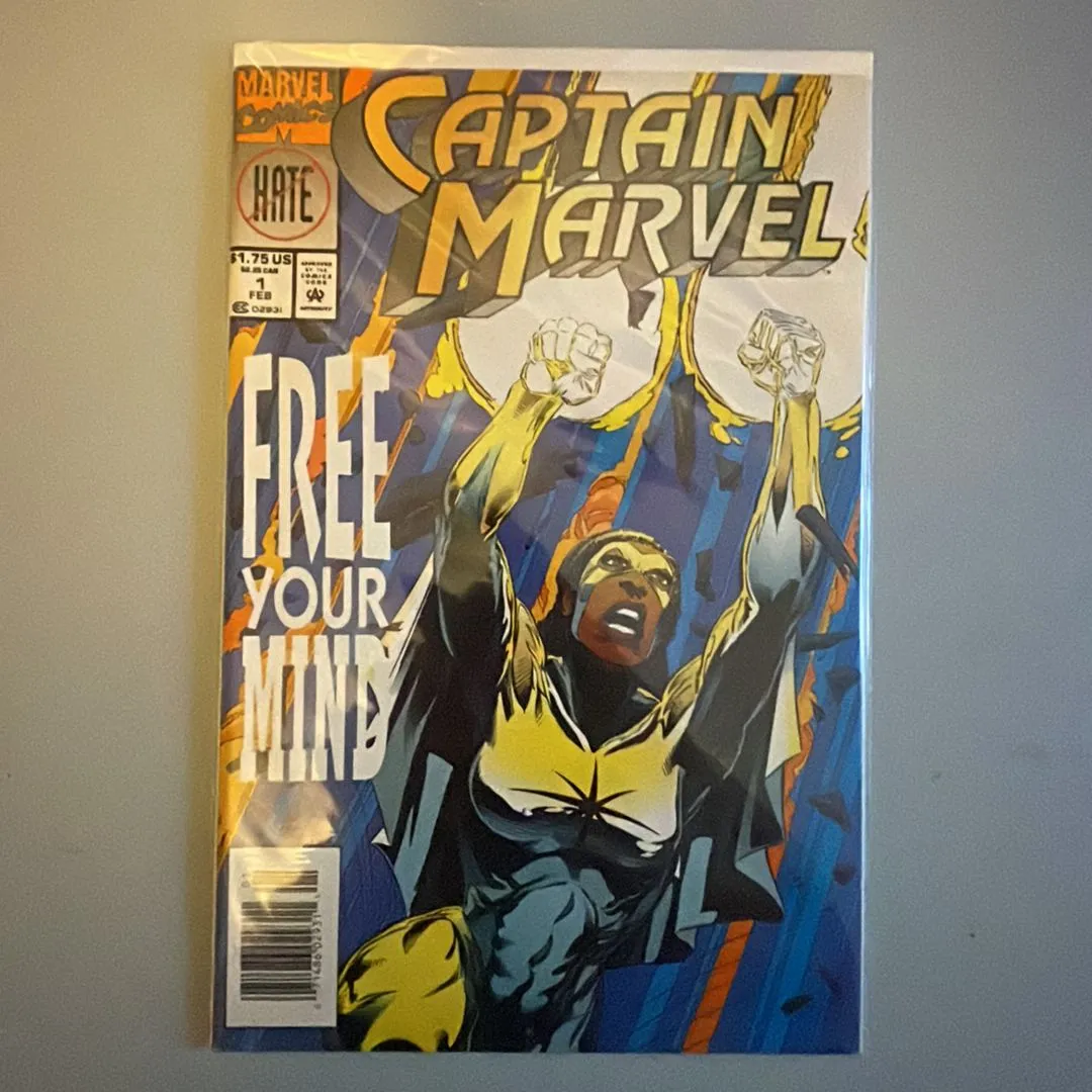 Product image for Captain Marvel 1 Newsstand