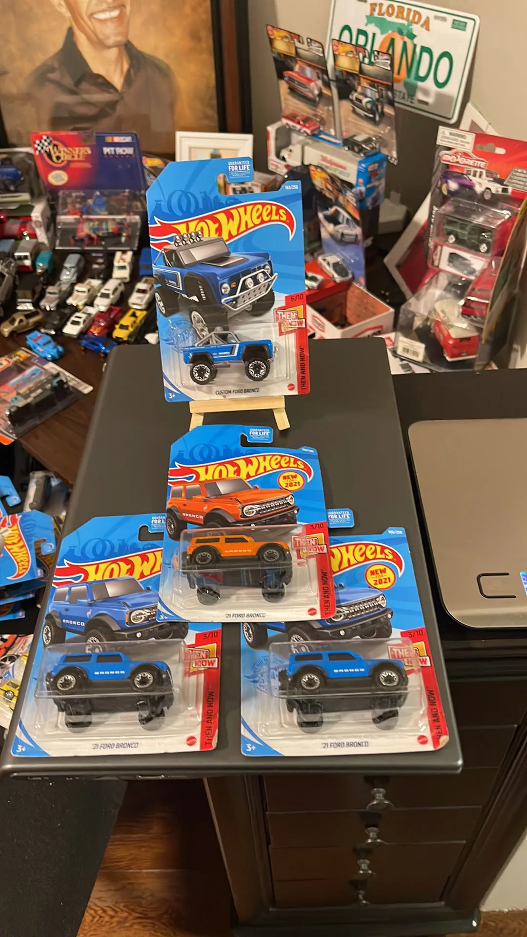 Product image for Bronco set