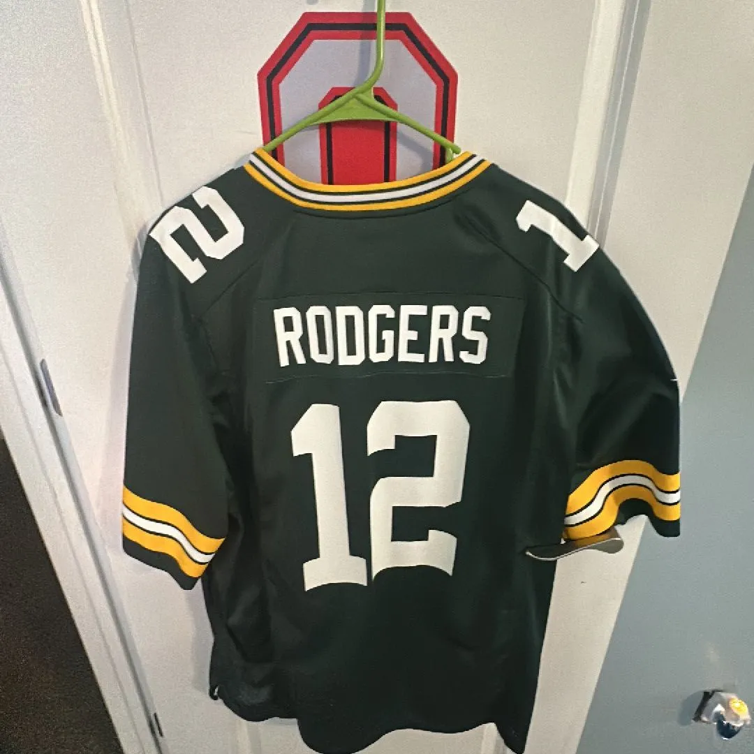 Product image for Aaron Rodgers, number 12 Green Bay Packers jersey ￼