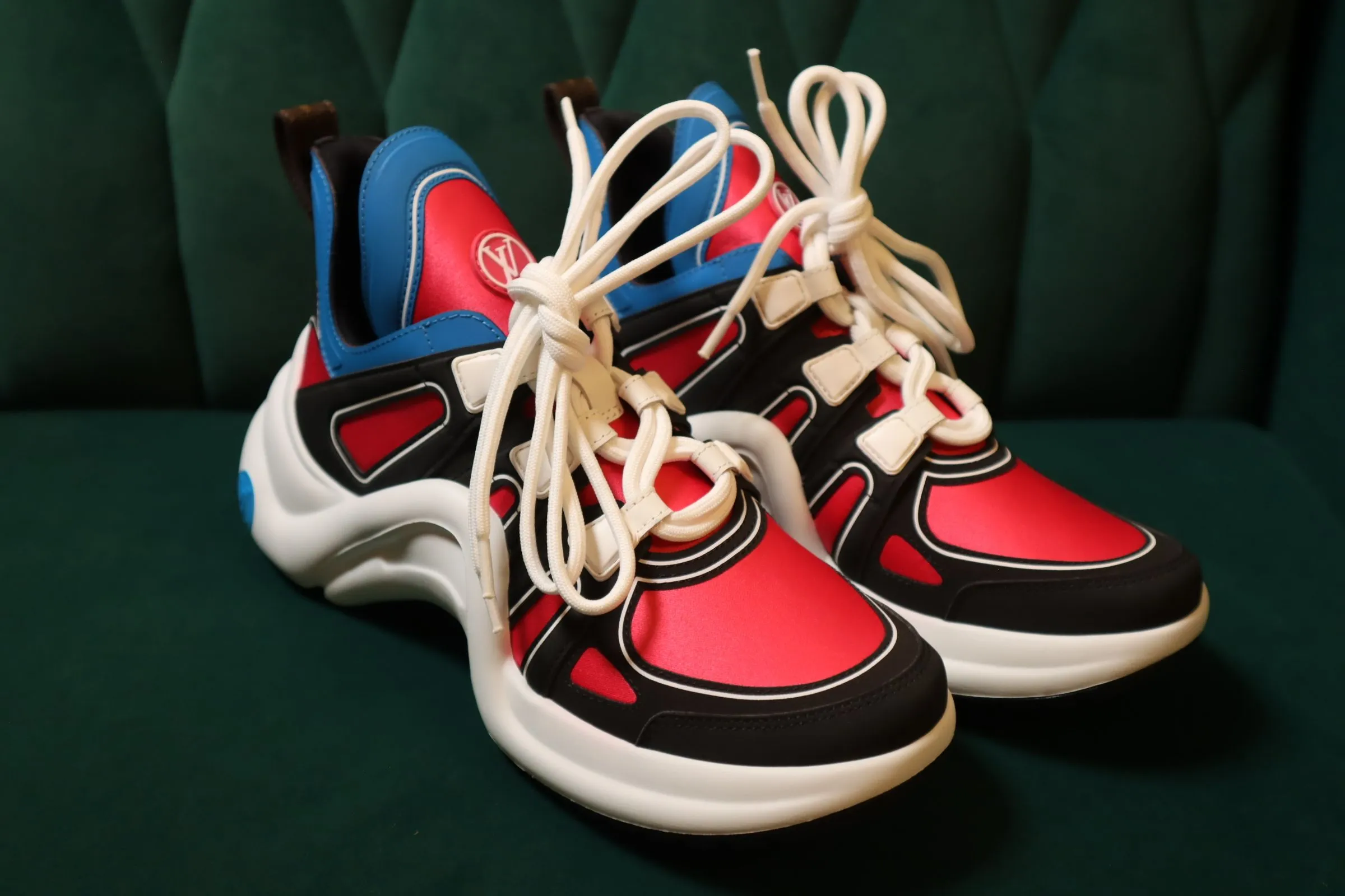 Product image for Louis Vuitton Technical Fabric LV Archlight Sneaker 36.5 Fuchsia New
