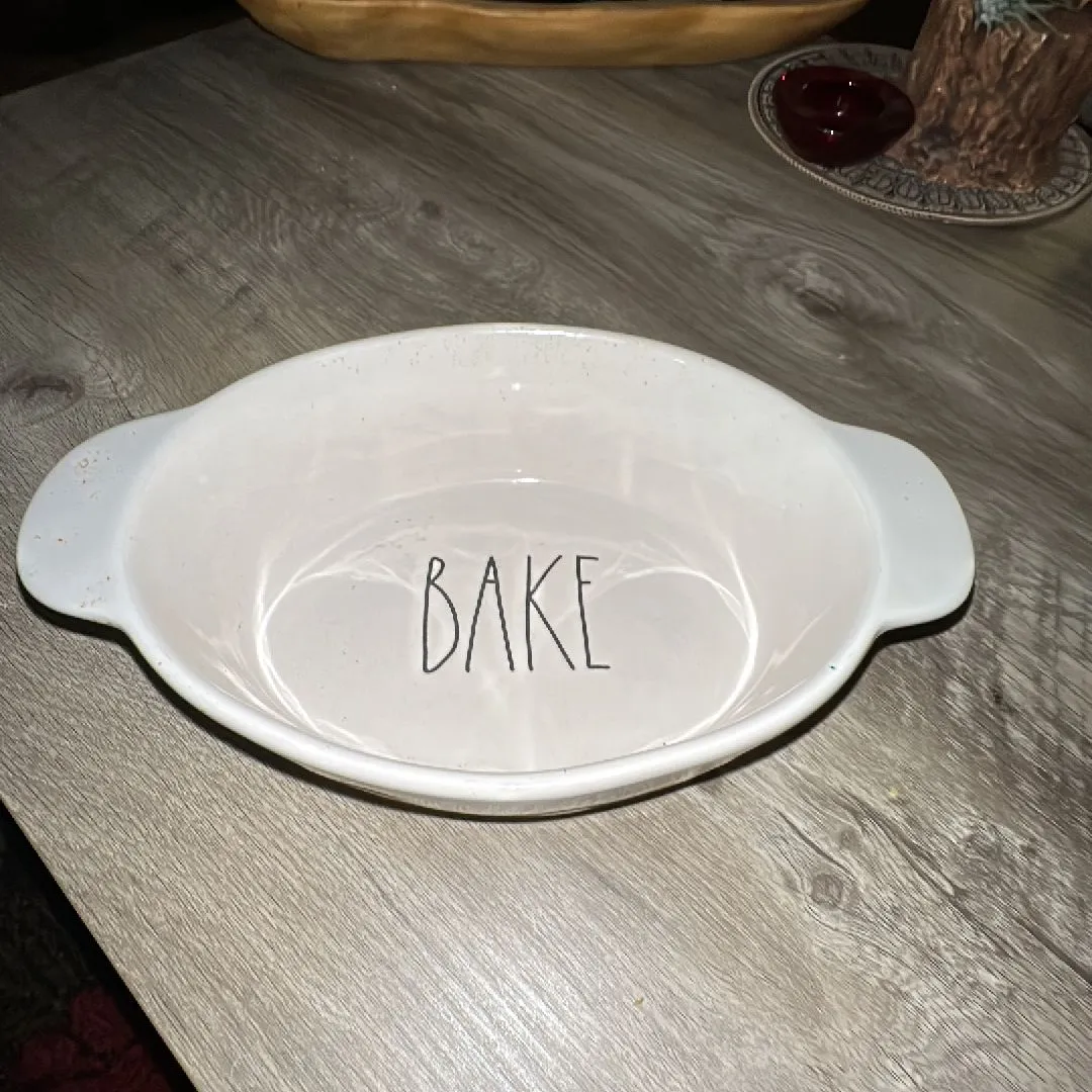 Product image for Rae Dunn Bake Medium Casserole Dish