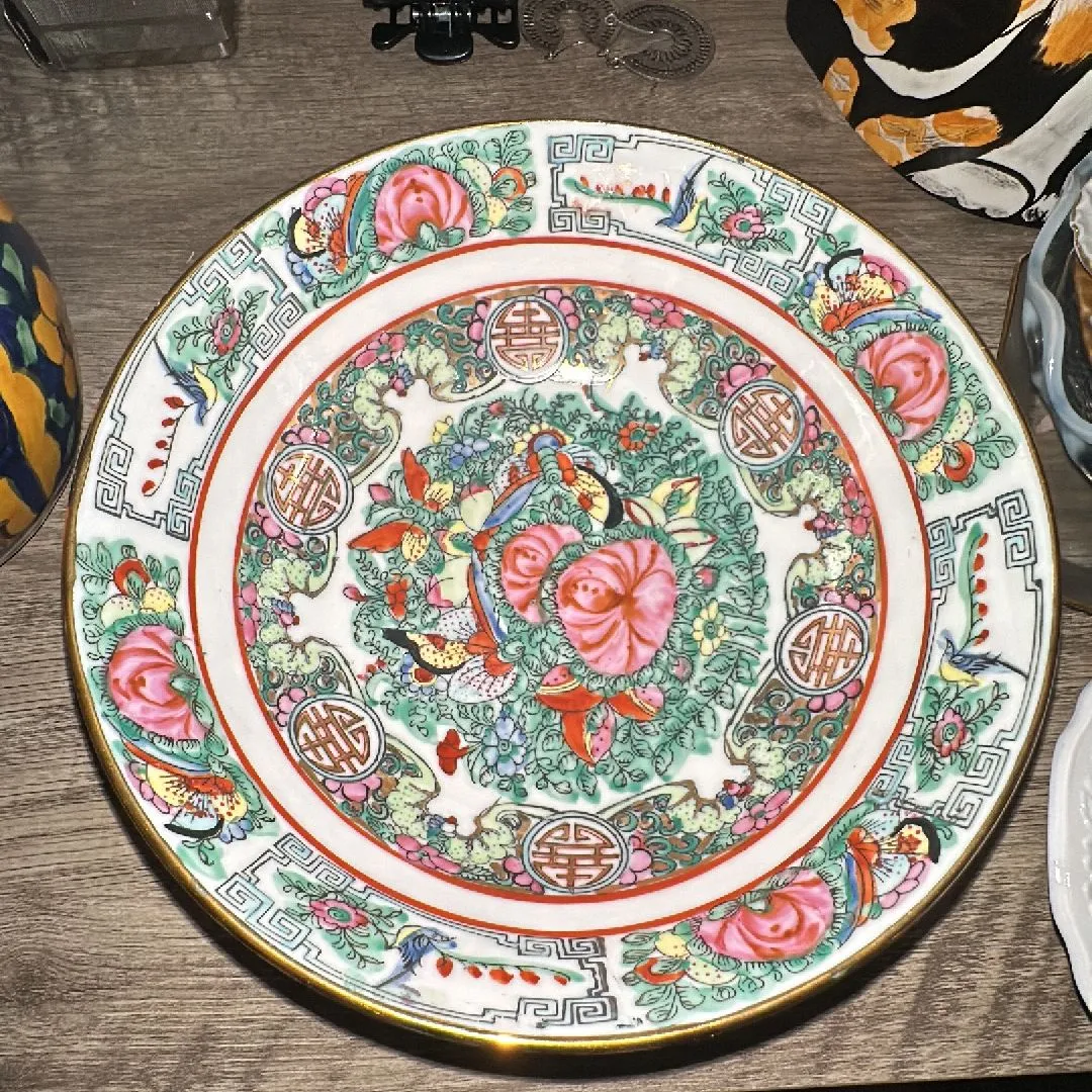 Product image for Vintage Rose Medallion Canton Greek Key Deep Bowl