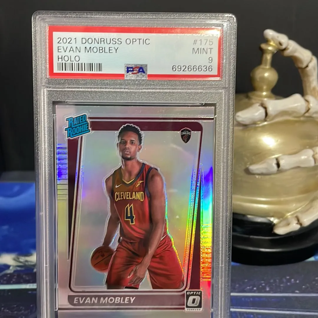 Product image for 2021 Panini Donruss Optic Evan Mobley