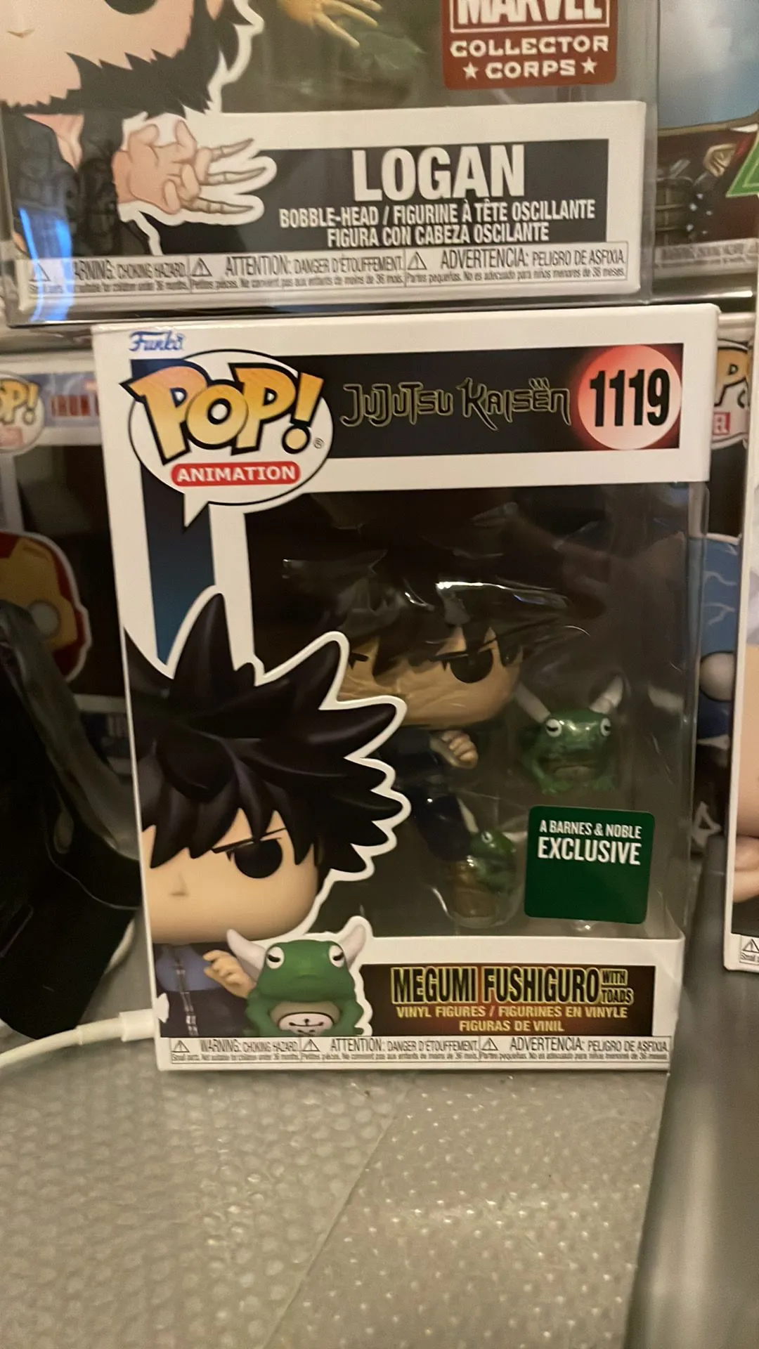 Product image for Megumi fushigoro with toads