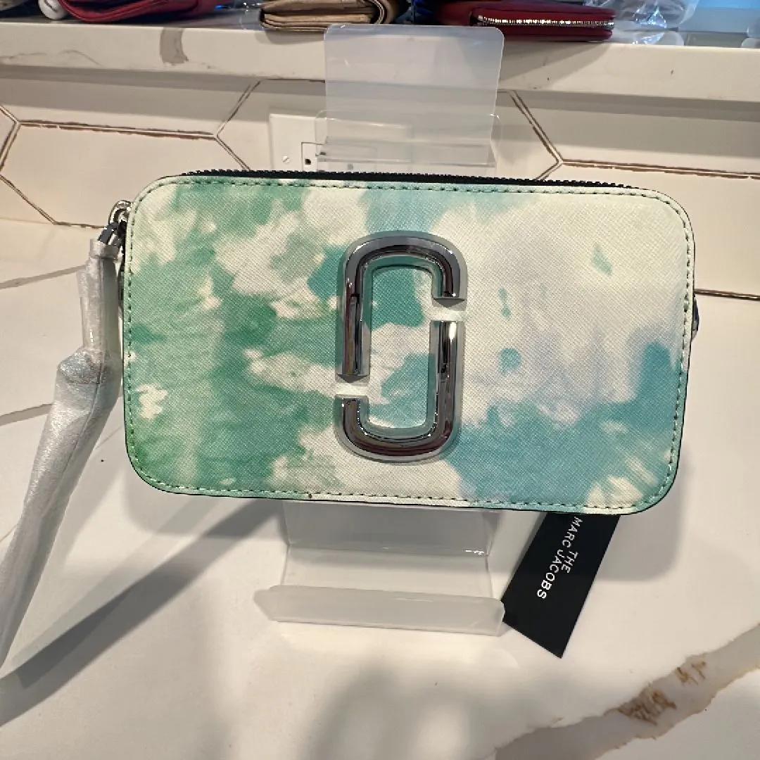 Product image for Marc Jacobs Snap Shot