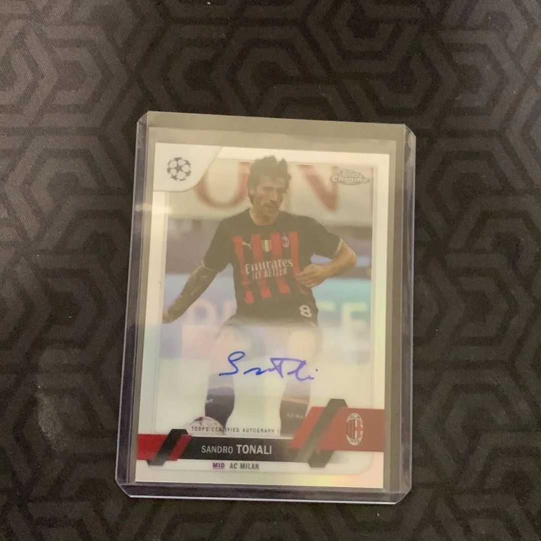 Product image for 2022-23 Topps Chrome UCC Sandro Tonali Auto
