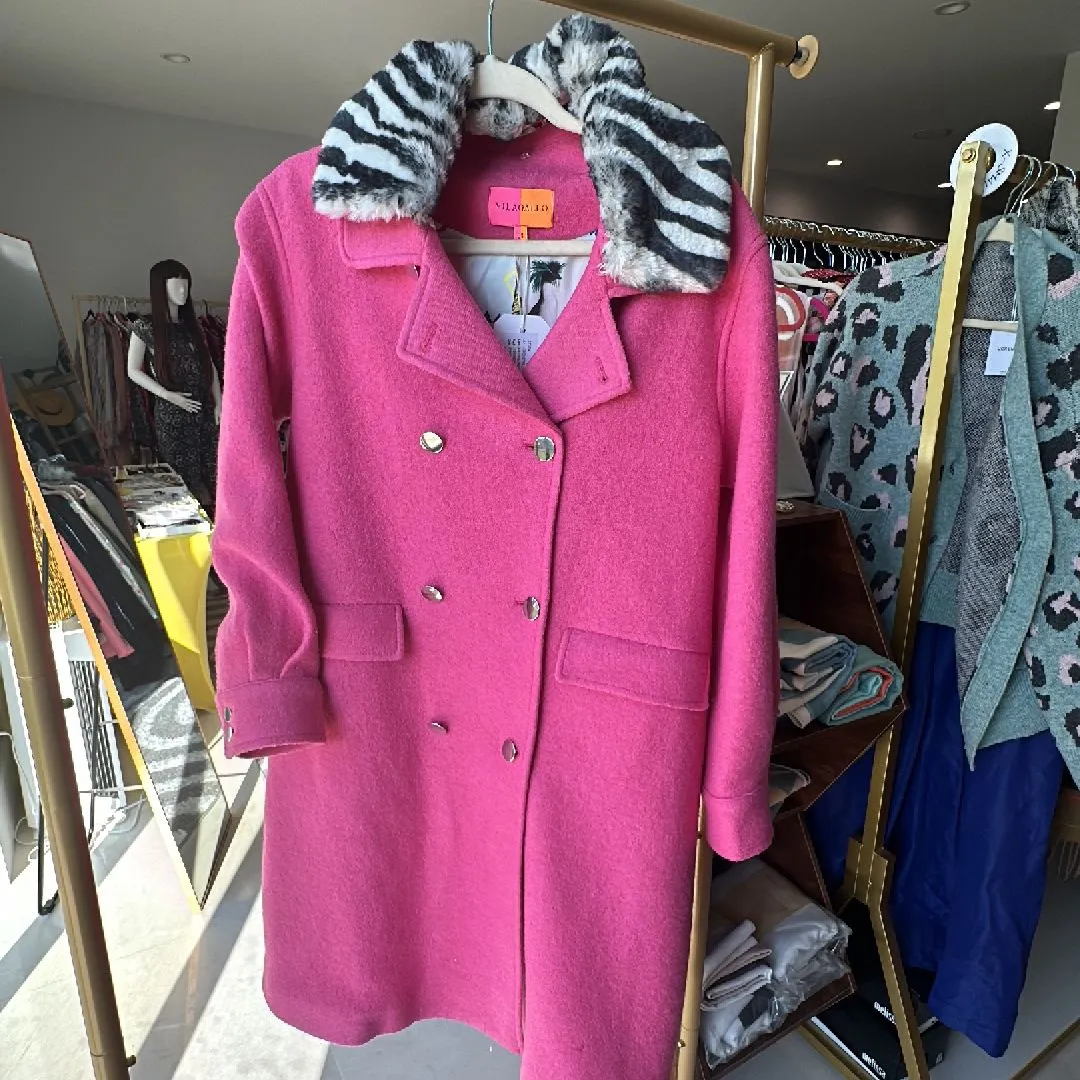 Product image for Pink Wool Coat with removable collar NWT