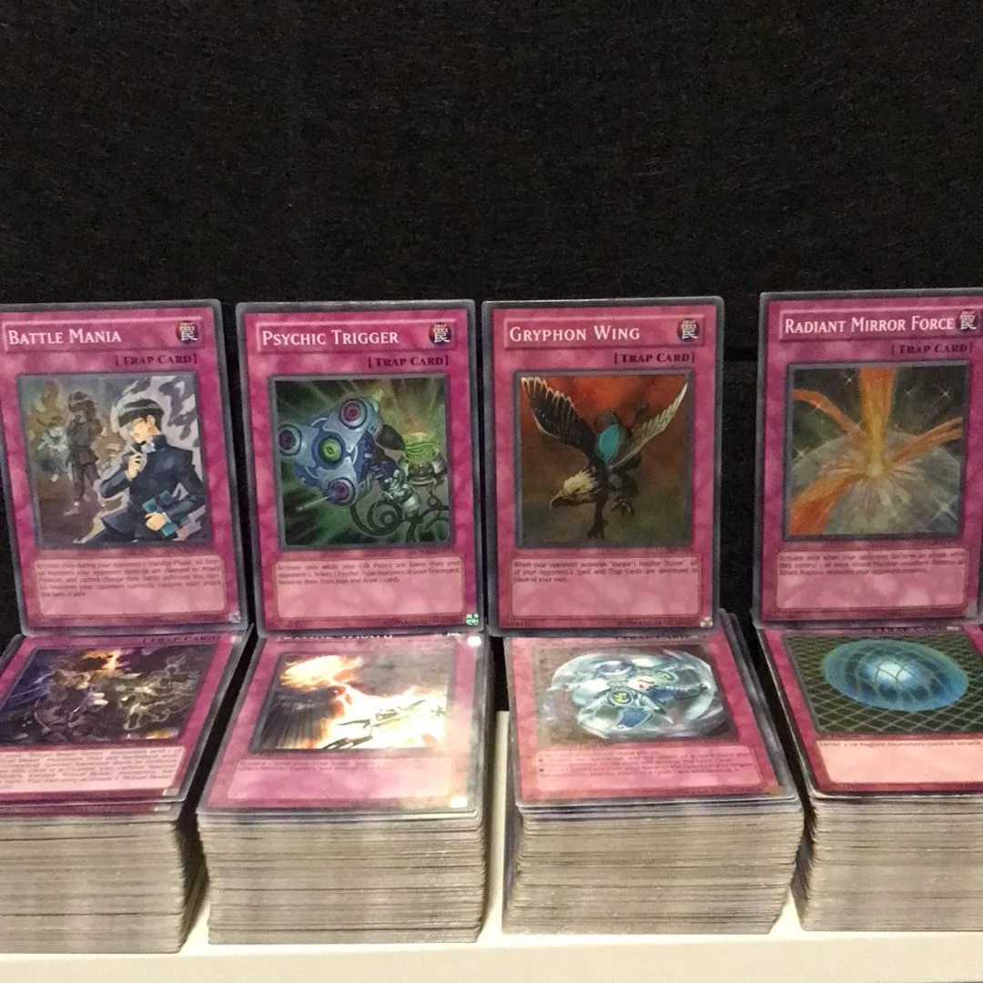 Product image for 415 Random Trap Cards