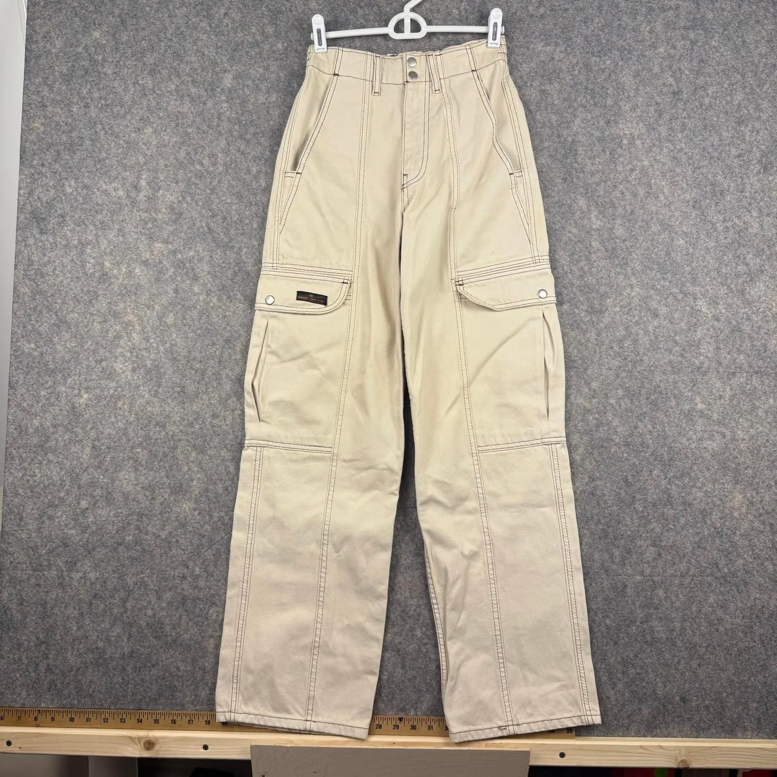 pending/fe8e8ad3-481b-4d15-a2cd-e5f2e1f8c658.jpg