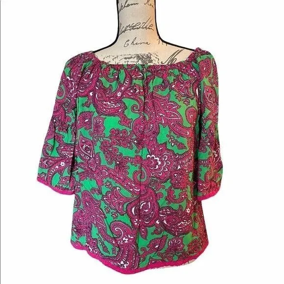 Product image for Crown & Ivy green and pink paisley design peasant top size small