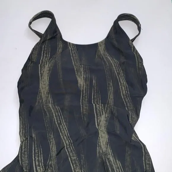 Listing Image Blurred Background