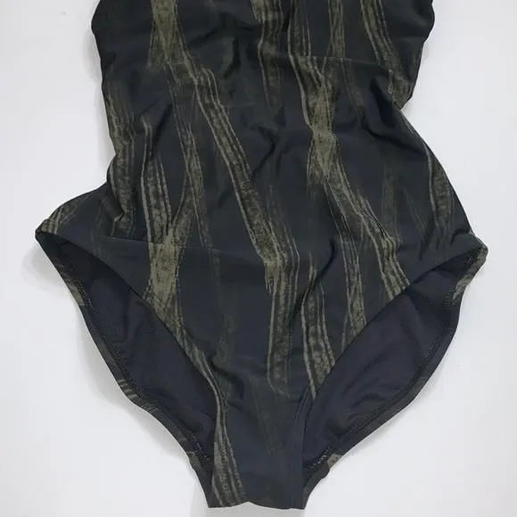 Listing Image Blurred Background