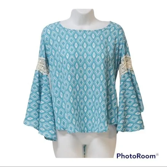 Product image for Heart & Soul Blouse Bell Sleeves L New
