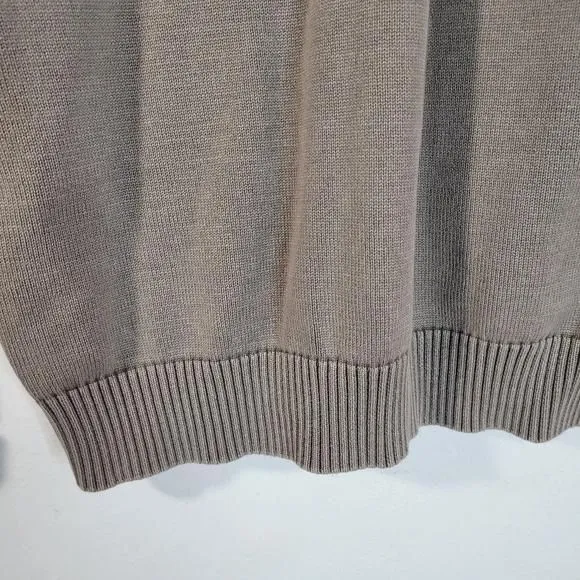 Listing Image Blurred Background