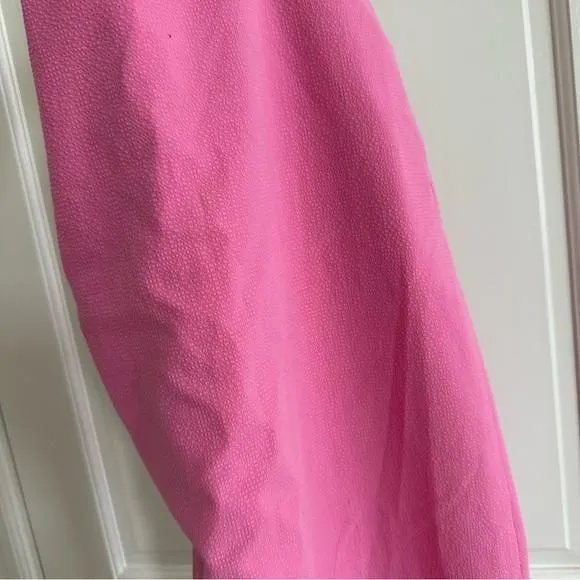 Listing Image Blurred Background