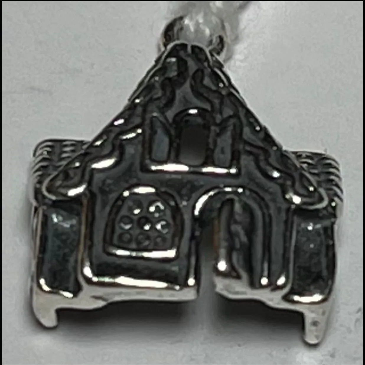 Product image for B11) Shube gingerbread house charm