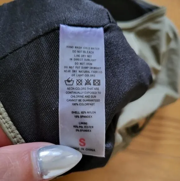 Listing Image Blurred Background