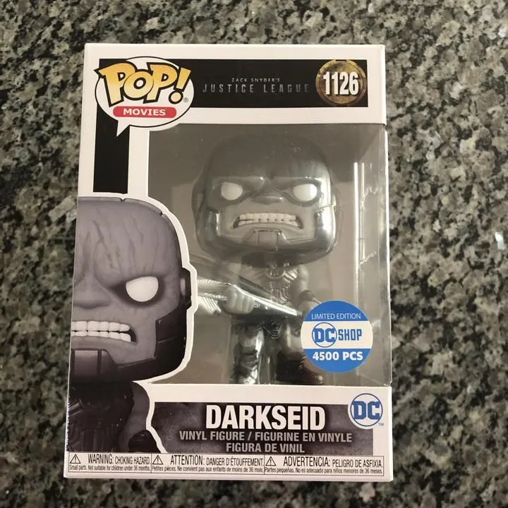 Product image for Darkseid (Black & White) (Metallic)