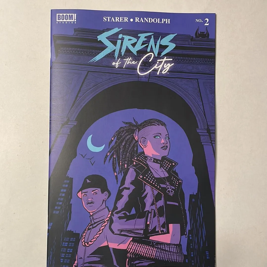 Product image for SIRENS OF THE CITY #2 cover B CHIANG