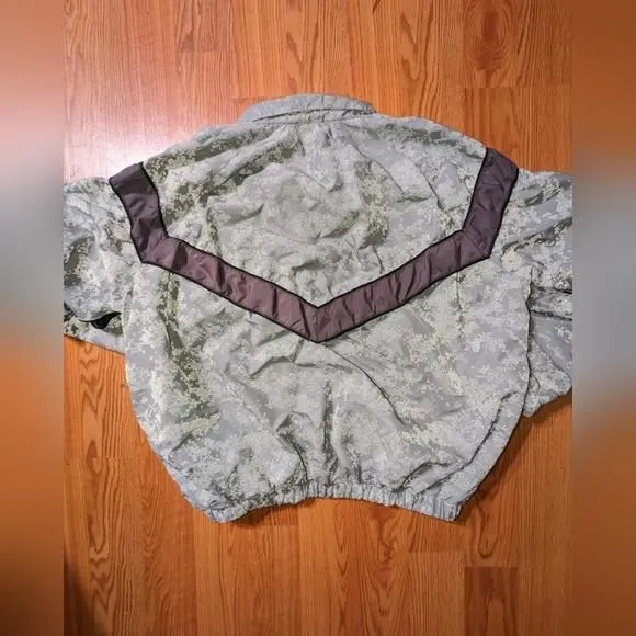 Listing Image Blurred Background