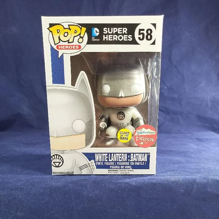 Product image for Batman (White Lantern) (Glow in the Dark)