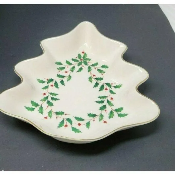Product image for Lenox Holiday Holly Berry Gold Trim Tree Shaped Candy Dish 8"