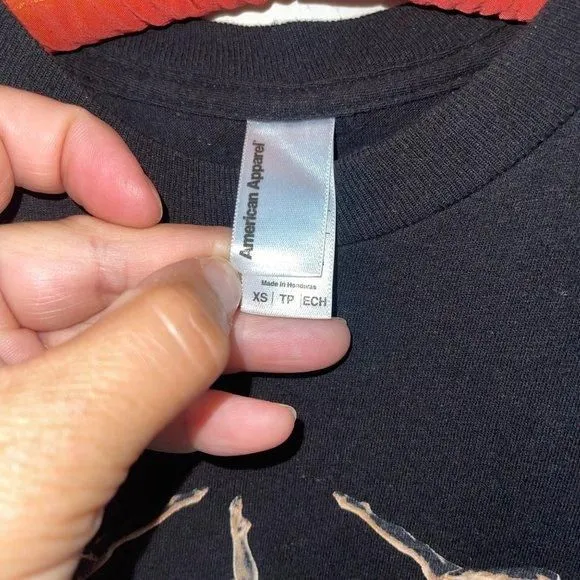 Listing Image Blurred Background
