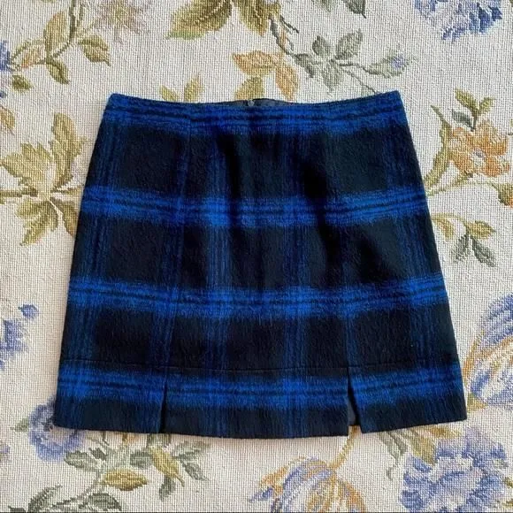 Listing Image Blurred Background