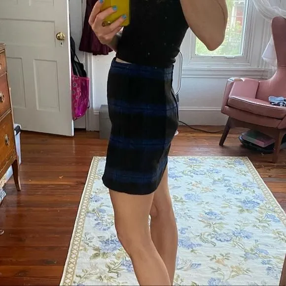 Listing Image Blurred Background