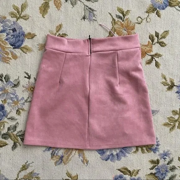 Listing Image Blurred Background