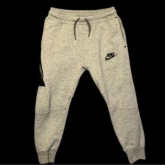 Product image for Nike Joggers Women’s (Size Small)