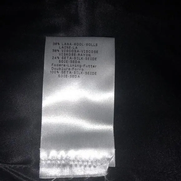 Listing Image Blurred Background