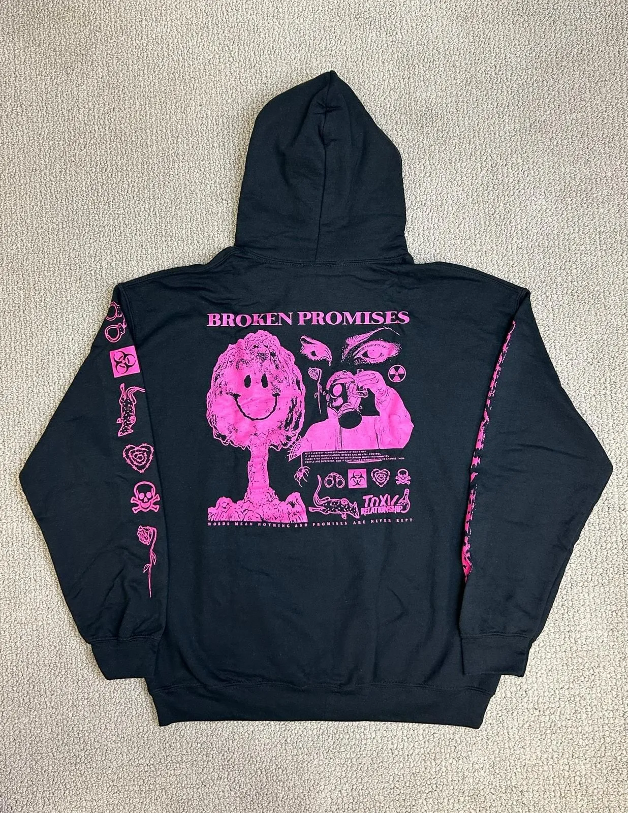 WmGQCcSzn8AjQRJ3L6rK Picture 0