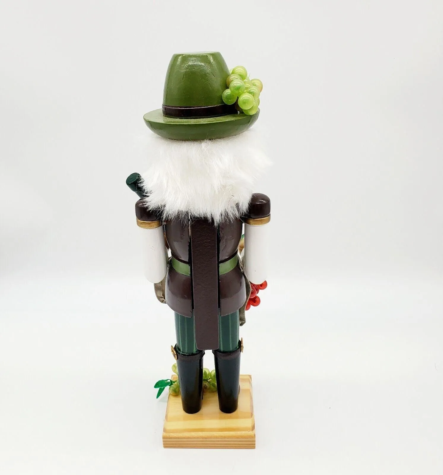 Kurt Adler Wine Grower Nutcracker - Thumbnail 5