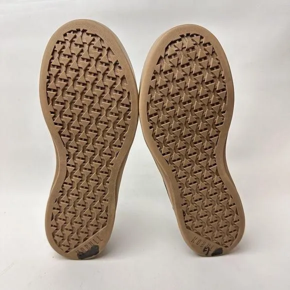 Listing Image Blurred Background
