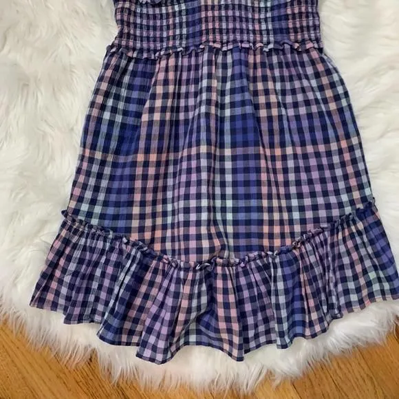 Listing Image Blurred Background