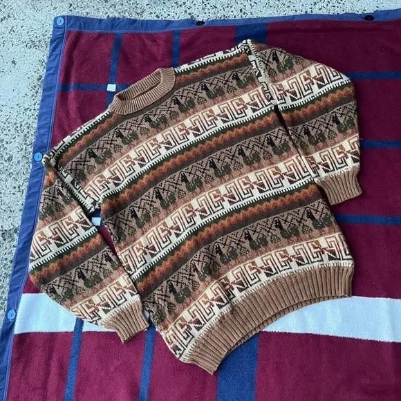 Product image for Vintage multicolored earth toned llama animal sweater
No size tag men’s