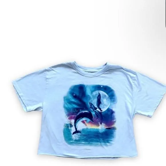 Product image for Dolphins graphic t-shirt size Large.