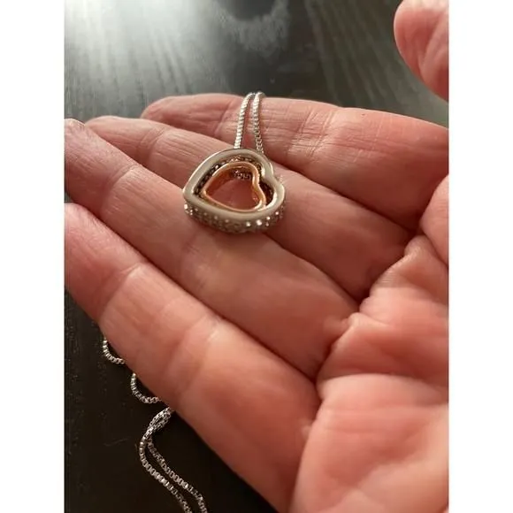 Listing Image Blurred Background